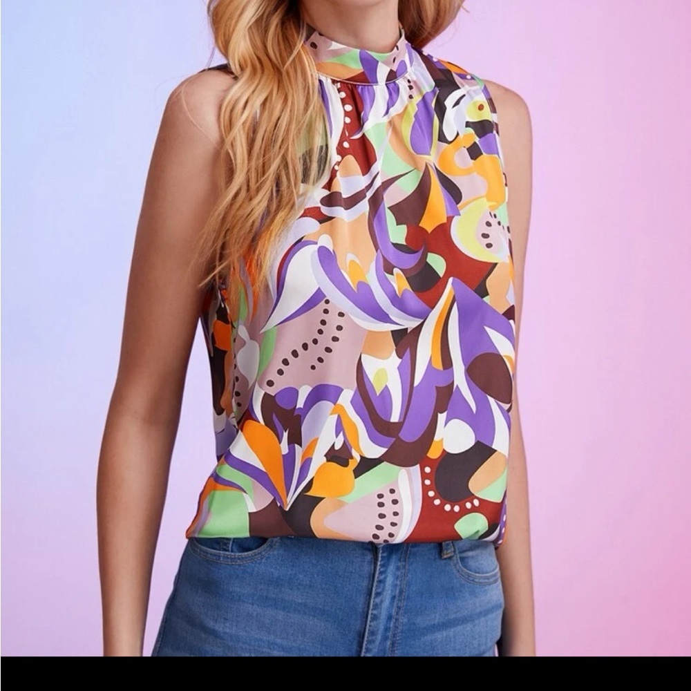 New ALLOVER print sleeveless top - Picture 1 of 5